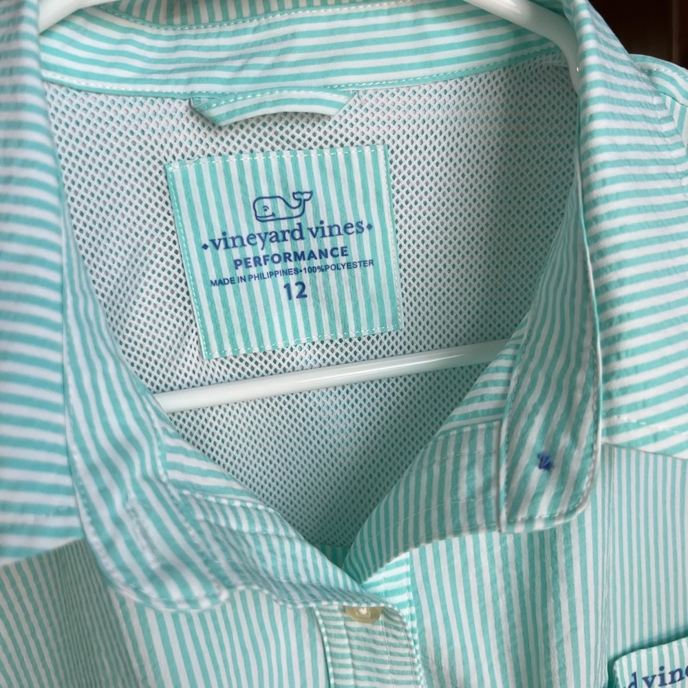Vineyard Vines Harbor Shirt / Worn once